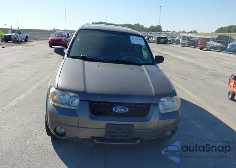 2006 Ford Escape Hybrid from USA, damaged, VIN 1FMCU96H36KA74797